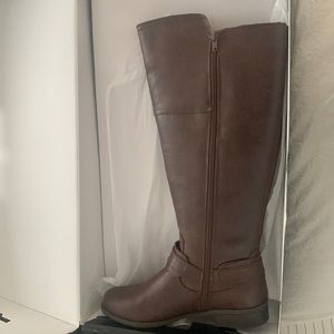 Knee High Boots NWT